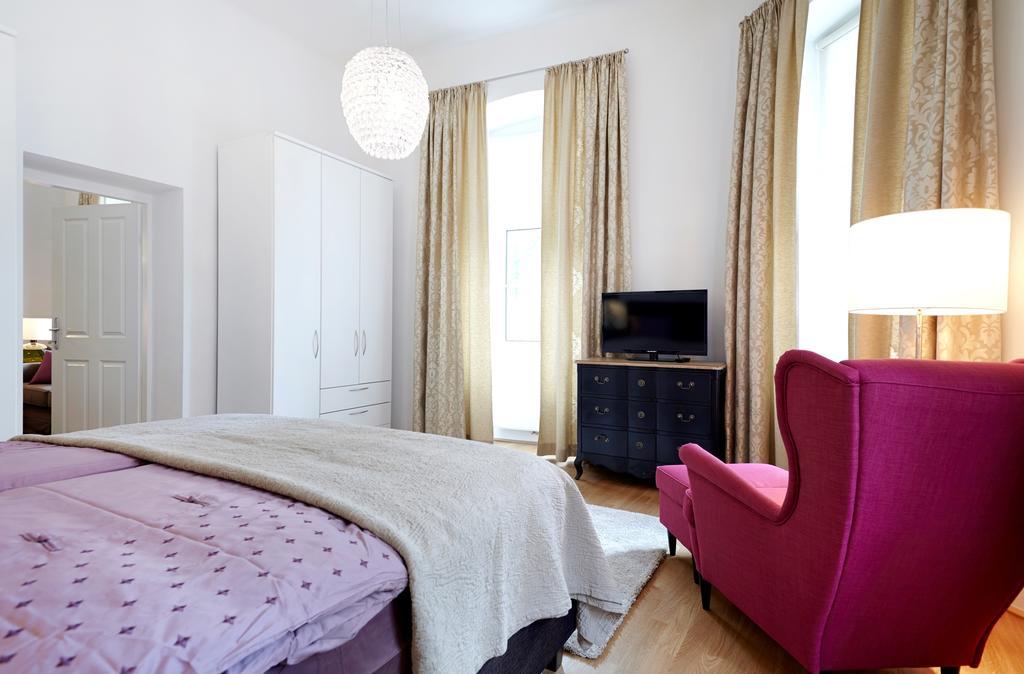 Apartment Theresiengasse Vienna Room photo